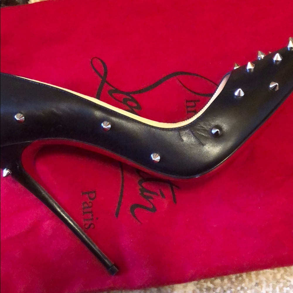 AUTHENTIC Christian Louboutin with spikes 40.5 - Picture 5 of 6